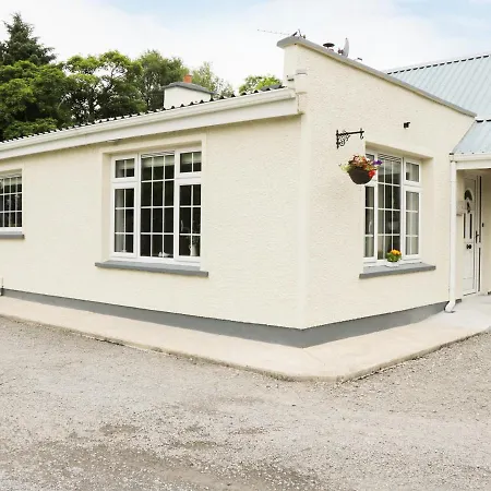 Hawthorn Hideaway *